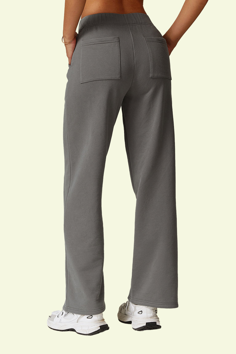 COCRE straight-leg sweatpants are casual and stylish